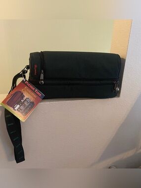 Picnic Time. Estate Classic. Forest Green Travel Wine Bag. NWT.